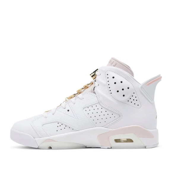 🔥 Wmns Air Jordan 6 Retro ‘Gold Hoops’ - Picture 2 of 8